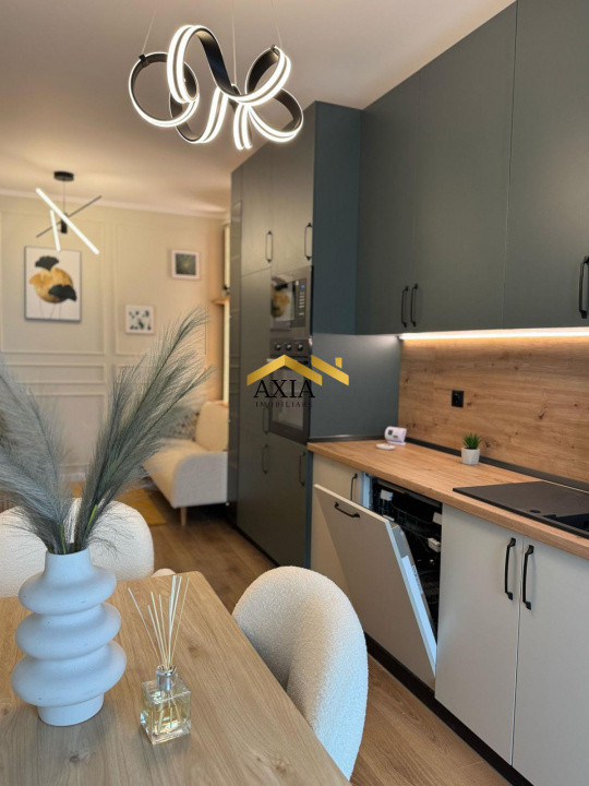 Apartament 3 camere, ultralux, zona Eroilor!